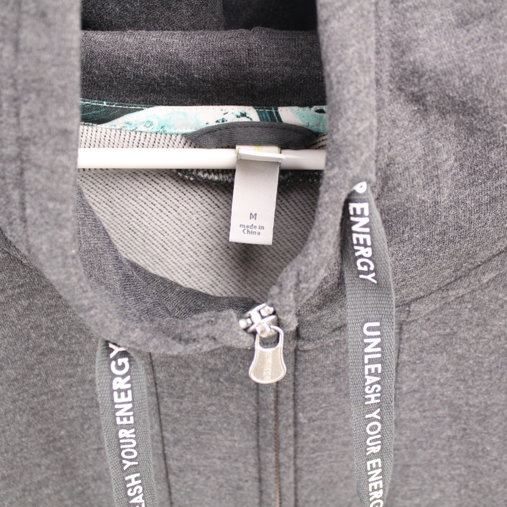 Adidas Women Essentials Solid Full Zip Hoodie Siz… - image 3